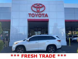 Used 2016 Toyota Highlander XLE image 1