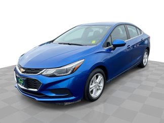 Used 2018 Chevrolet Cruze LT w/ Convenience Package image 1