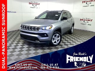 Used 2022 Jeep Compass Latitude w/ Sun and Sound Group image 1
