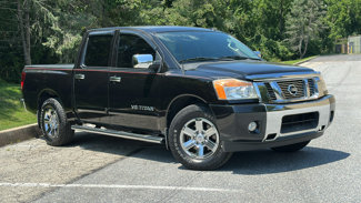 Used 2014 Nissan Titan SV image 1