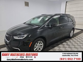 Used 2022 Chrysler Pacifica Touring-L image 1