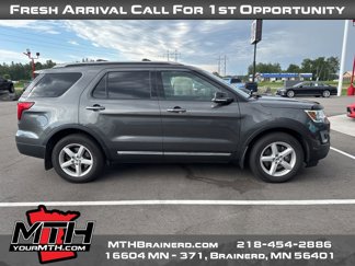 Used 2017 Ford Explorer XLT w/ Equipment Group 202A image 1