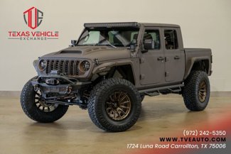 Used 2025 Jeep Gladiator Sport image 1