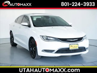 Used 2017 Chrysler 200 Limited Platinum w/ Comfort & Convenience Group image 1