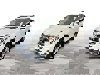 Used 2022 GMC Terrain SLE w/ Driver Convenience Package image 1
