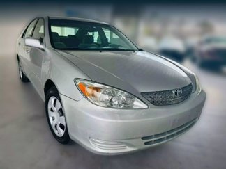 Used 2002 Toyota Camry XLE image 1