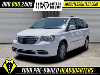 Used 2015 Chrysler Town & Country Touring-L image 1