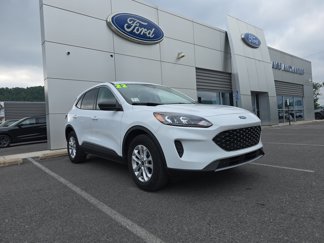 Used 2022 Ford Escape SE image 1