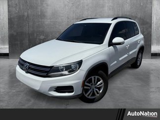 Used 2016 Volkswagen Tiguan S image 1