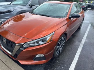 Used 2020 Nissan Altima 2.5 SR w/ Premium Package image 1