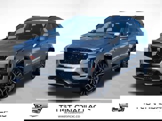 New 2025 Cadillac XT4 Sport image 1