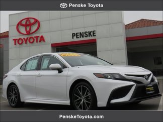 Certified 2024 Toyota Camry SE w/ Convenience Package image 1