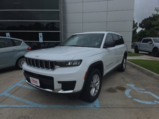 Used 2023 Jeep Grand Cherokee L Laredo image 1