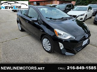 Used 2016 Toyota Prius C Two image 1