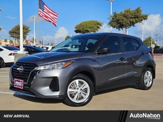 Used 2022 Nissan Kicks S image 1