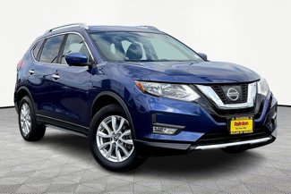 Used 2017 Nissan Rogue SV w/ SV Premium Package image 1