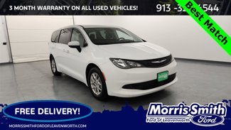 Used 2023 Chrysler Voyager LX image 1
