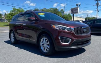 Used 2017 Kia Sorento LX w/ LX Convenience Package image 1