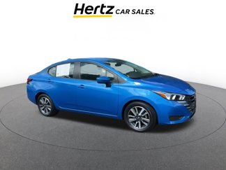 Used 2023 Nissan Versa SV image 1