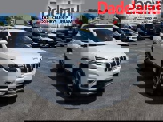 Certified 2019 Jeep Cherokee Limited image 1