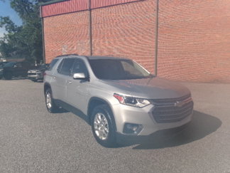 Used 2020 Chevrolet Traverse LT image 1