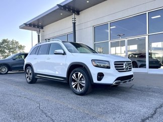 New 2025 Mercedes-Benz GLB 250 4MATIC image 1