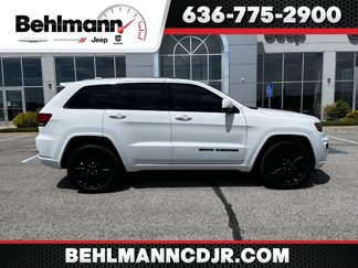 Used 2018 Jeep Grand Cherokee Altitude image 1