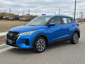 Used 2022 Nissan Kicks SV image 1