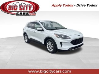 Used 2020 Ford Escape SE image 1