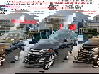 Used 2023 Chevrolet Malibu LT w/ Driver Confidence Package image 1