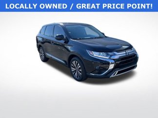 Used 2020 Mitsubishi Outlander ES image 1
