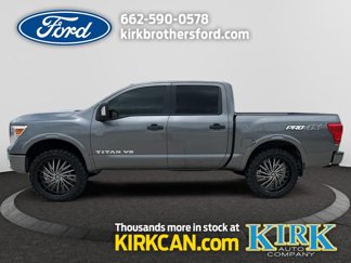 Used 2019 Nissan Titan PRO-4X w/ Pro-4x Utility Package image 1