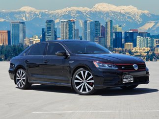 Used 2018 Volkswagen Passat 3.6 image 1