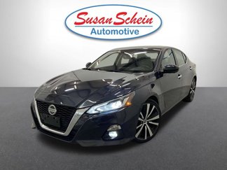 Used 2020 Nissan Altima 2.0 Platinum image 1