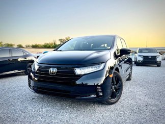 Used 2023 Honda Odyssey Sport image 1