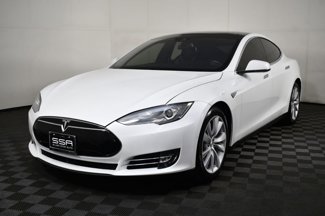 Used 2015 Tesla Model S AWD image 1