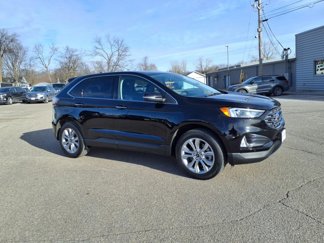 Used 2024 Ford Edge Titanium image 1
