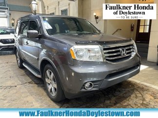 Used 2014 Honda Pilot Touring image 1