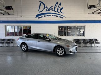 Used 2024 Chevrolet Malibu LT image 1