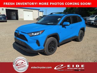 Used 2019 Toyota RAV4 LE image 1
