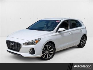 Used 2020 Hyundai Elantra GT image 1