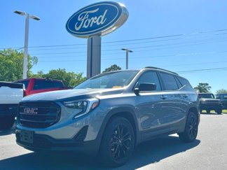 Used 2021 GMC Terrain SLE w/ Elevation Edition image 1