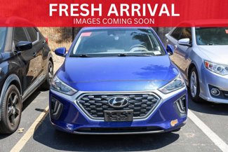 Used 2020 Hyundai Ioniq SE image 1