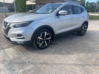 Used 2021 Nissan Rogue Sport SL w/ Premium Package image 1