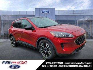 Used 2021 Ford Escape SE w/ SE Sport Appearance Package image 1