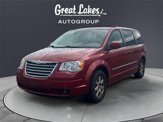 Used 2009 Chrysler Town & Country Touring image 1