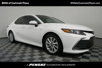 Used 2022 Toyota Camry LE image 1