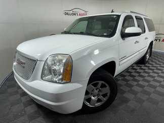 Used 2007 GMC Yukon XL Denali image 1