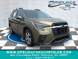 Used 2023 Subaru Ascent Premium image 1