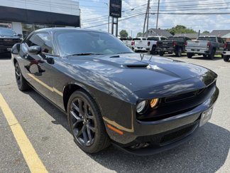 Used 2022 Dodge Challenger SXT w/ Blacktop Package image 1